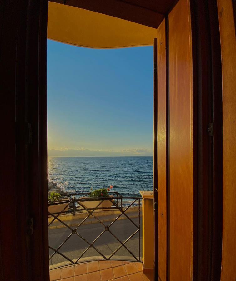 Hotel La Lampara Реджо-Калабрія Екстер'єр фото